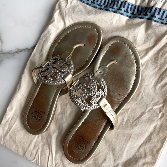 Tory Burch gold sandals - Picture 1 of 3